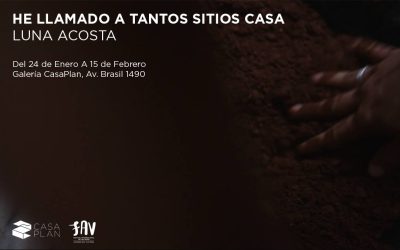 HE LLAMADO A TANTOS SITIOS CASA / Luna Acosta